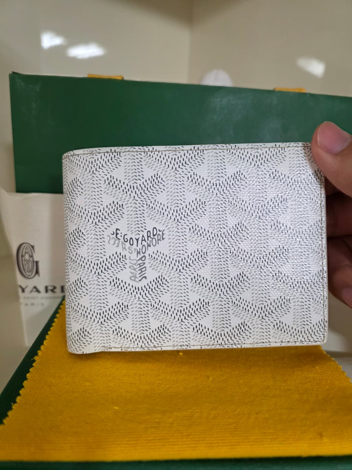 [새상품급,풀구성]고야드 빅투와르 반지갑 화이트 상품이미지2