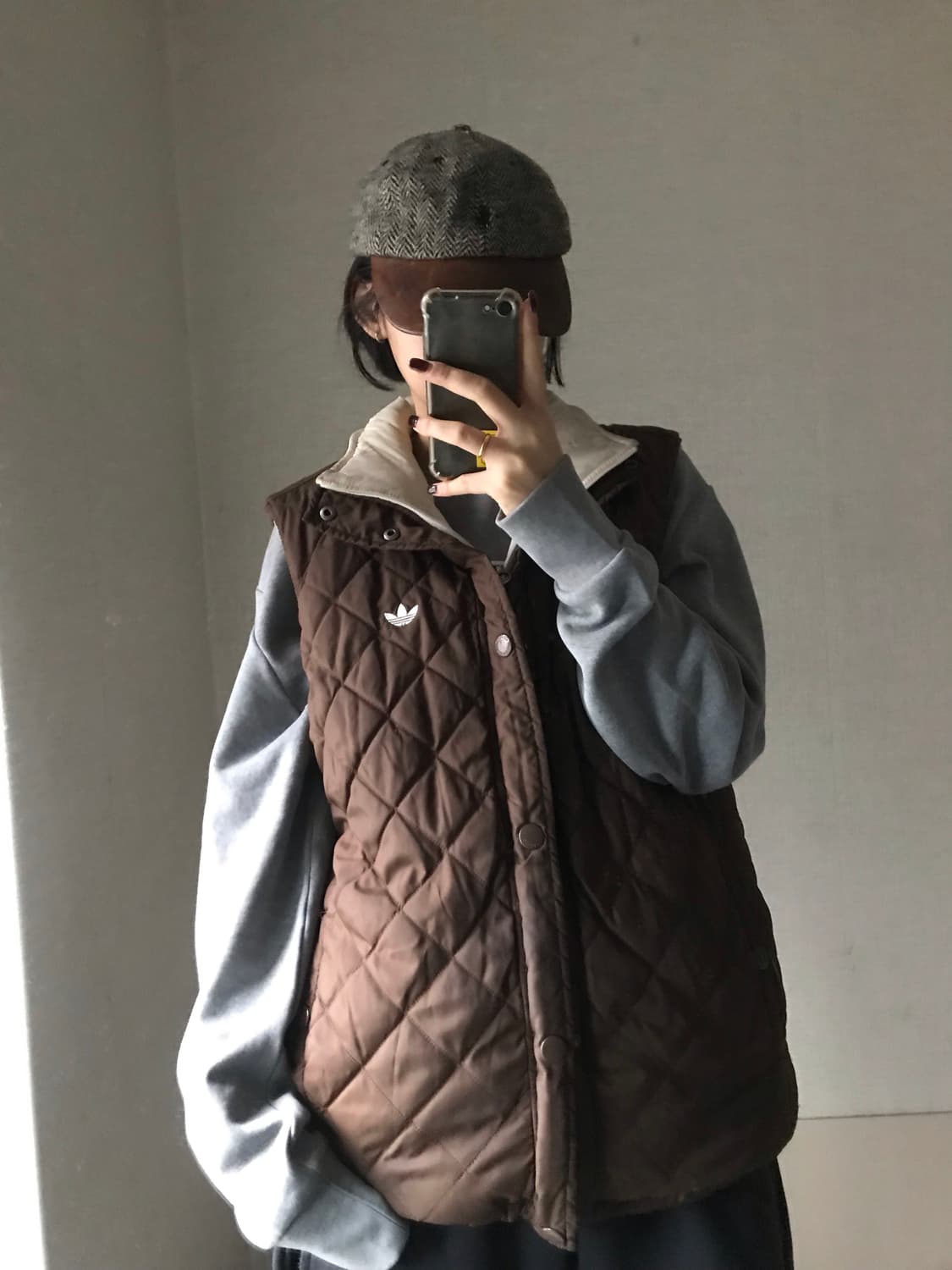 아디다스 브라운 패딩 조끼 상품이미지1