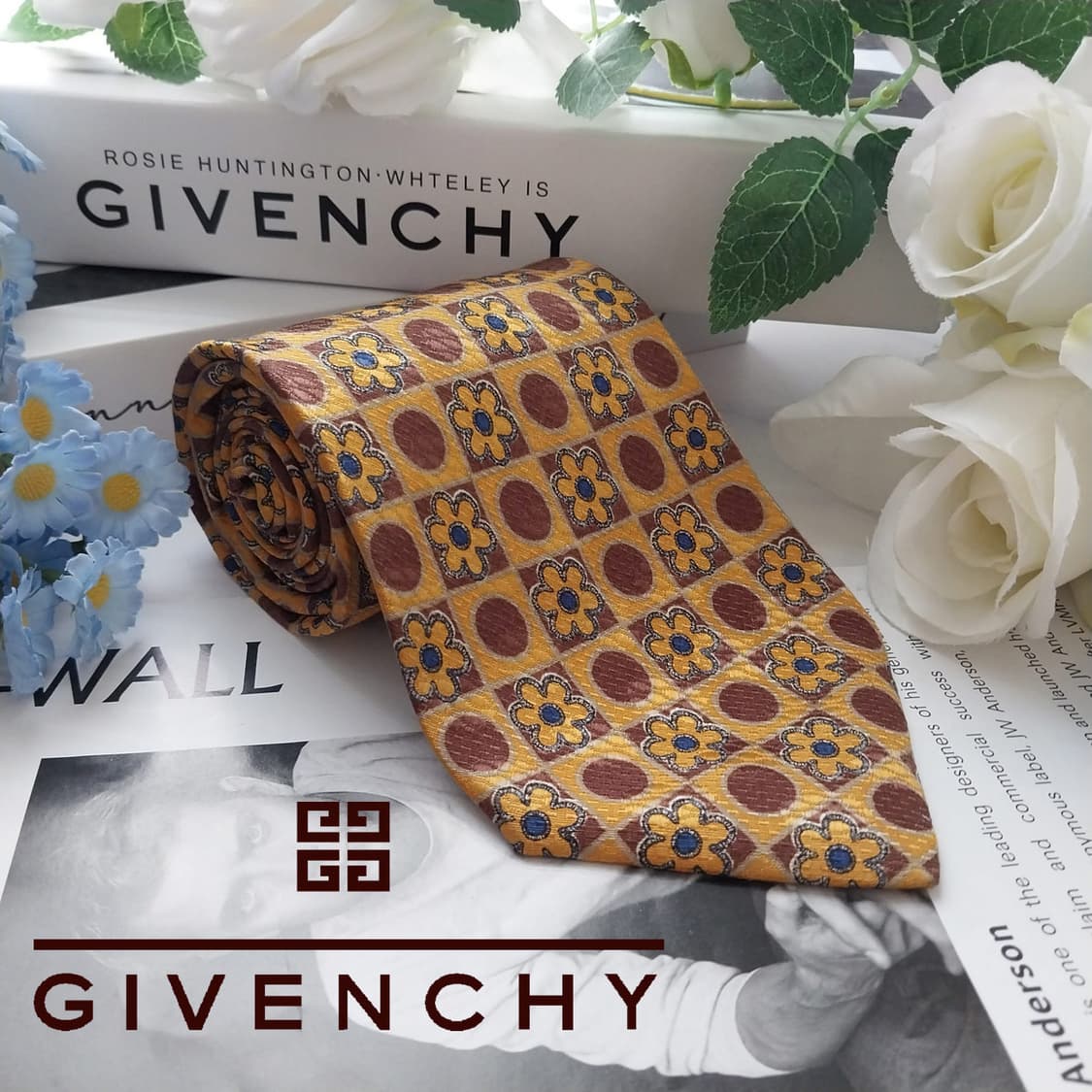 지방시 실크 진노랑 플라워 패턴 넥타이 9.5cm A+등급 K1470

 상품이미지1