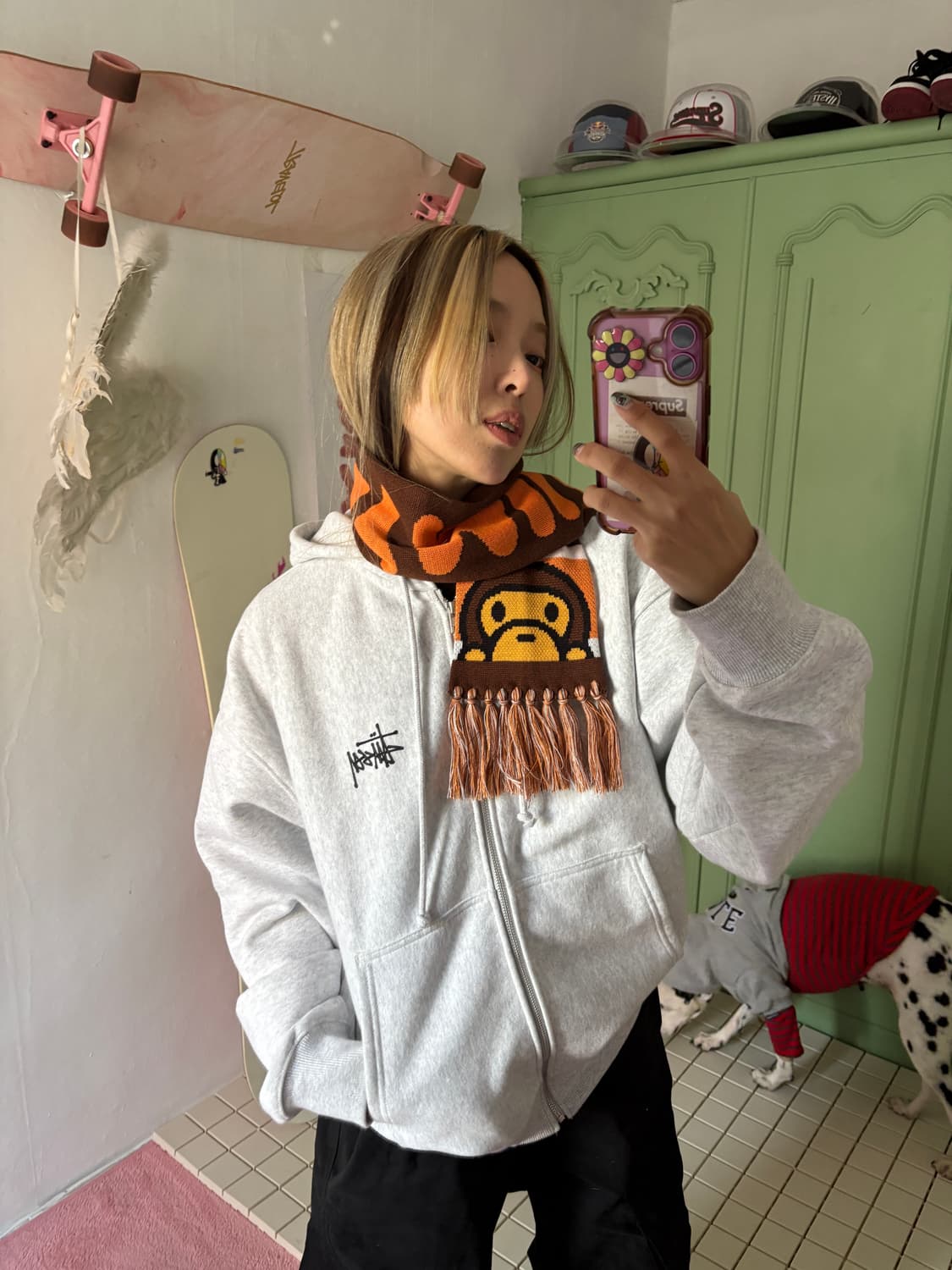 베이프 마일로 머플러 상품이미지1