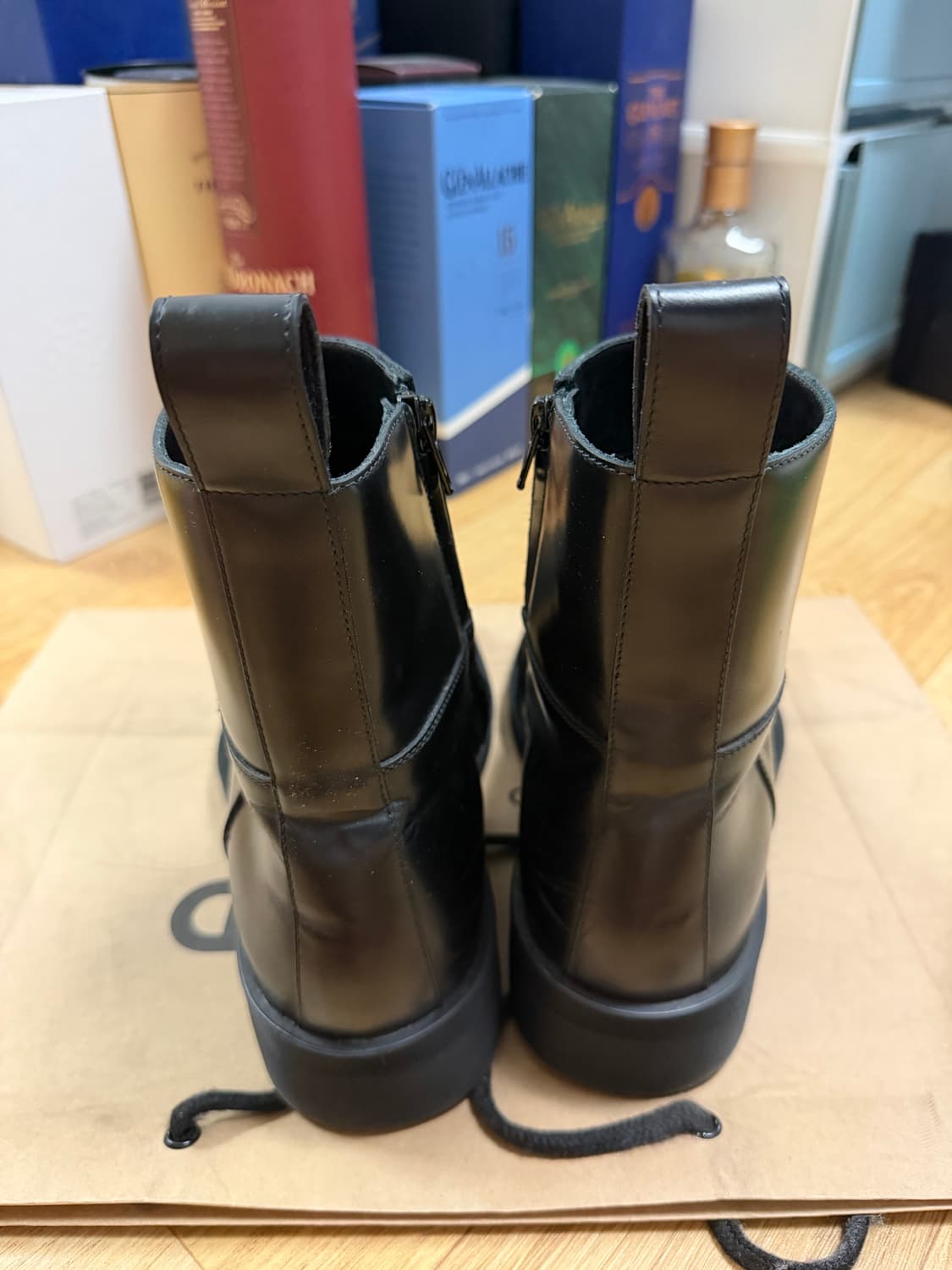 보테가베네타 벤 앵클 부츠 41사이즈 판매합니다. 상품이미지5