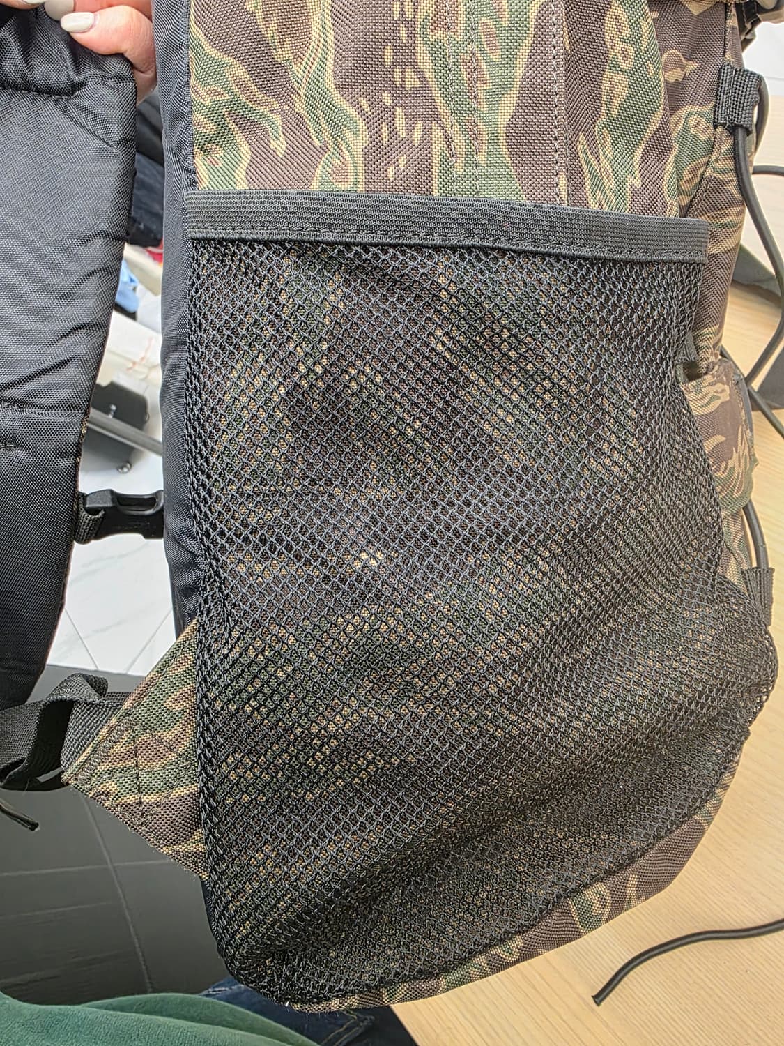 칼하트 킥플립 카모 백팩 상품이미지3