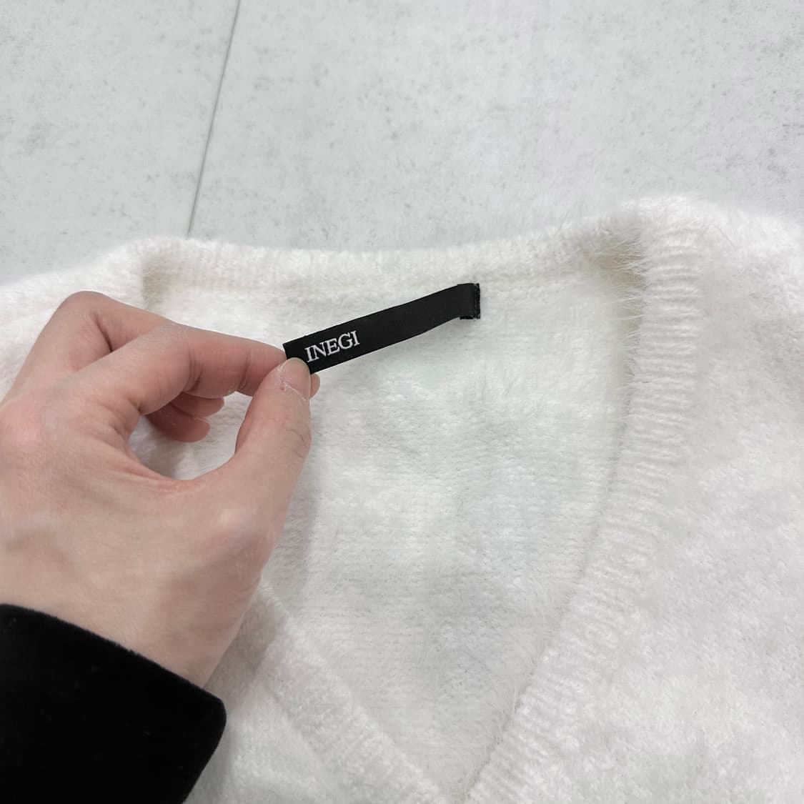 이네기 헤어리 퍼 가디건 화이트 상품이미지2