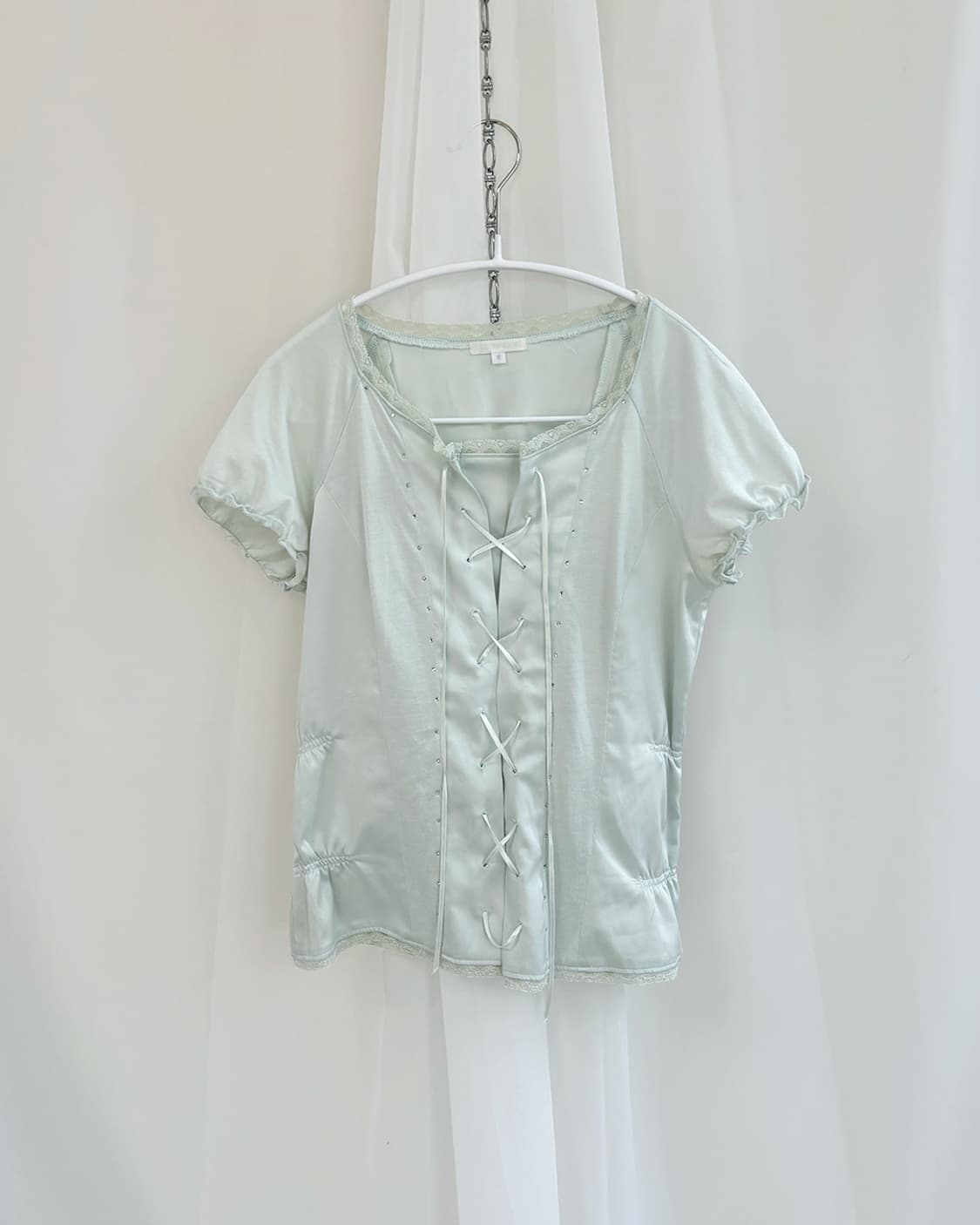 TO BE CHIC 라이트 민트 레이스 업 탑 상품이미지3