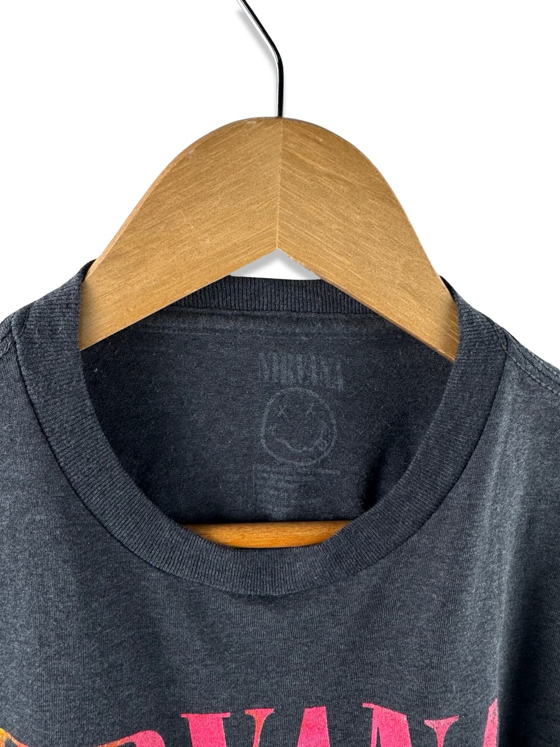 너바나 오피셜 레인보우 스마일 밴드티셔츠2104 상품이미지5