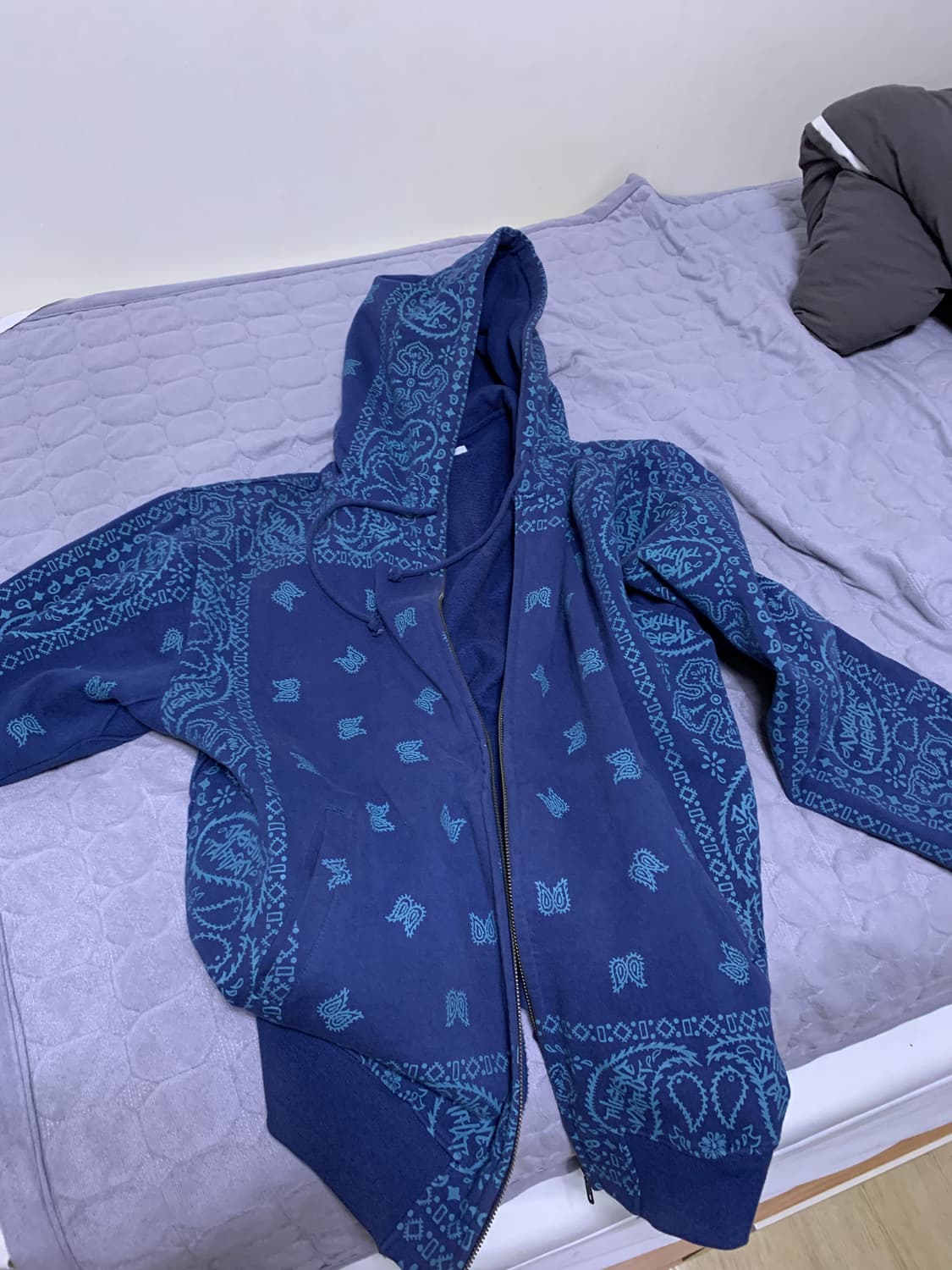 디스이즈네버댓 집업 상품이미지1