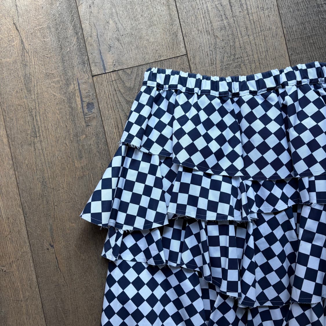 Checker Board Tiered Ruffle Skirt 상품이미지4