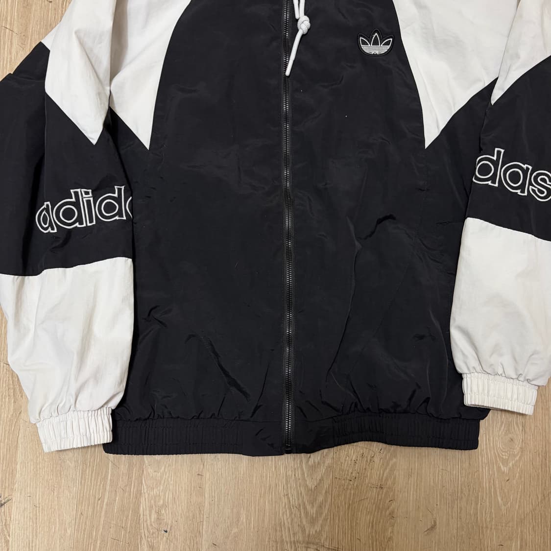 아디다스 파이어버드 빅로고 윈드브레이커 바람막이 XL  상품이미지4