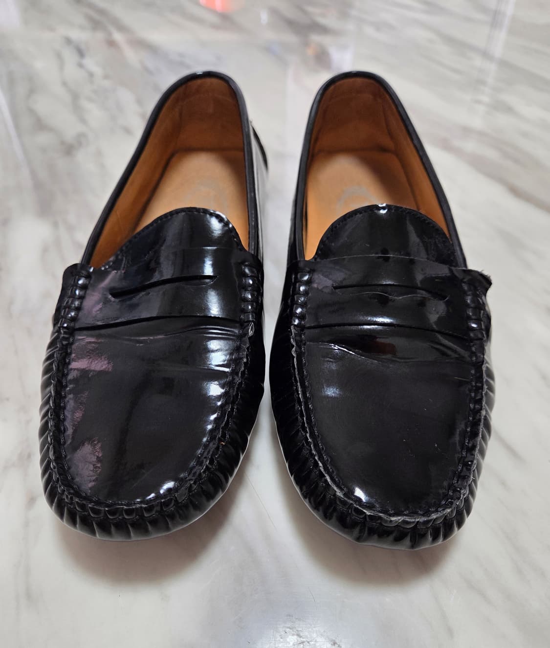 토즈 고미노 블랙 페이턴트 레더 로퍼 상품이미지2