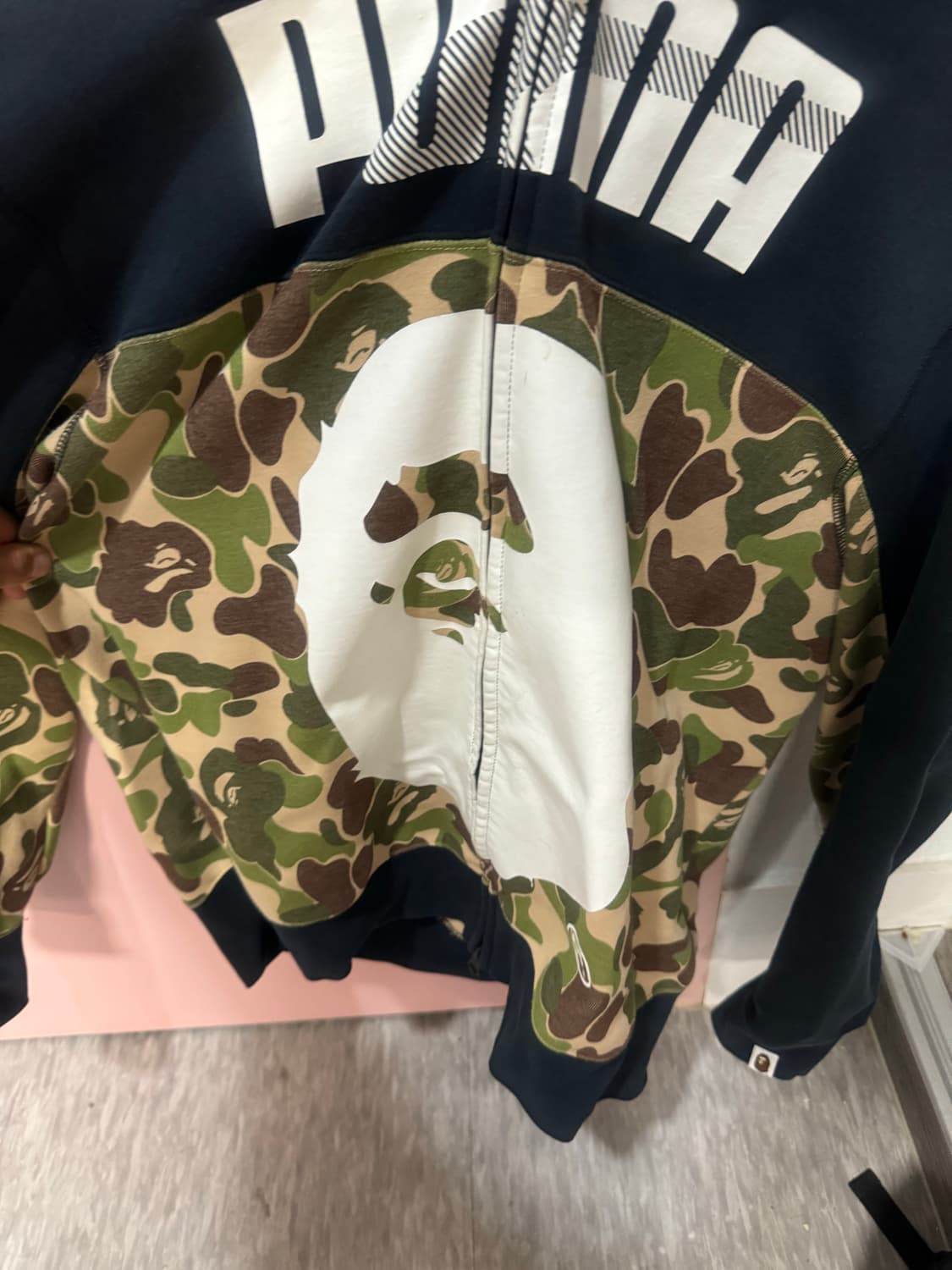 베이프x퓨마 샤크후드집업 L 상품이미지1