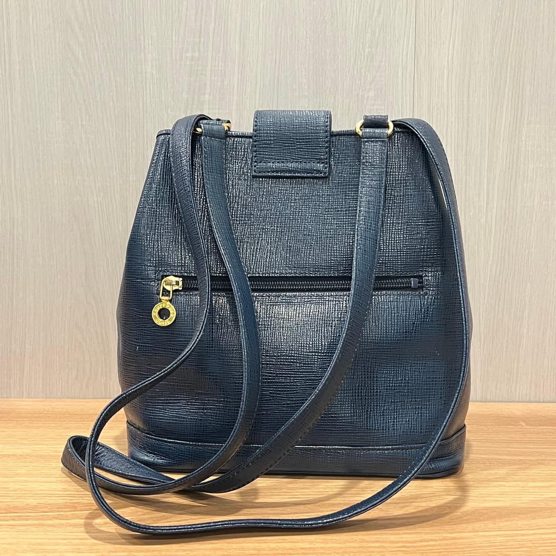 꾸레쥬 네이비 사피아노 롱 숄더 상품이미지4