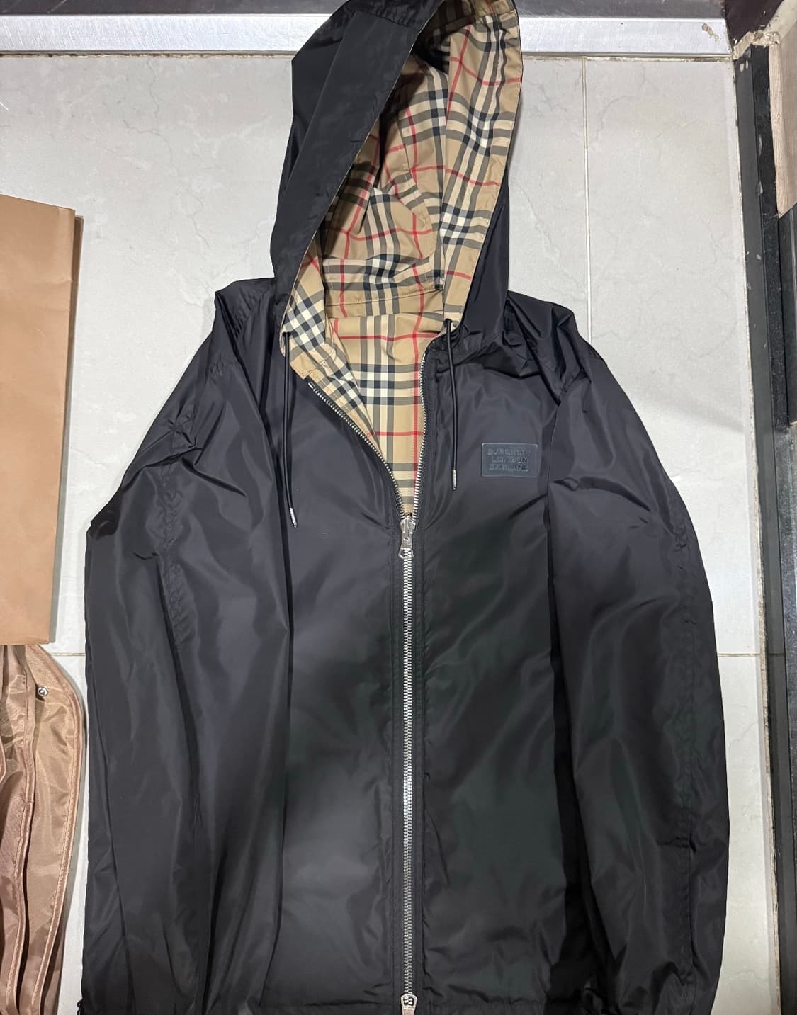 [당일출고,S사이즈] 버버리 리버시블 바람막이 자켓 상품이미지4