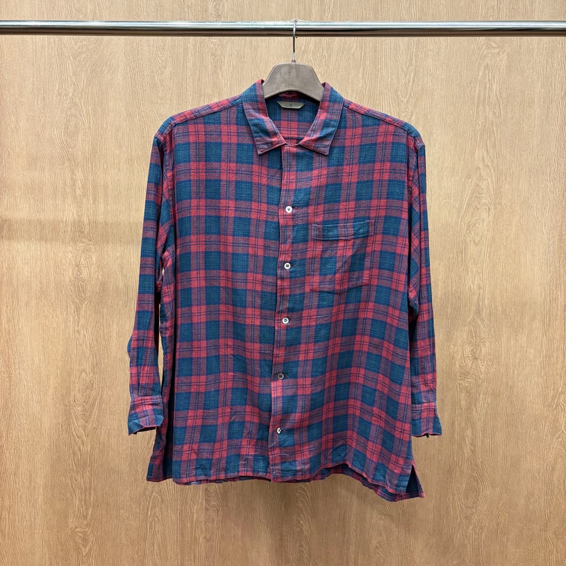 요지 야마모토 카라넥 긴팔 셔츠 일자 체크 패턴 스몰 포켓 디테일 레드 상품이미지2