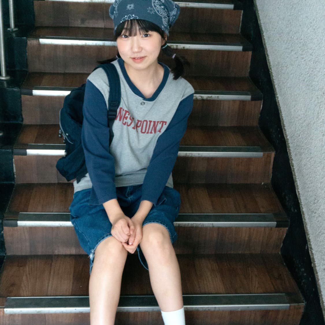 항구의 산책길 티셔츠 상품이미지1