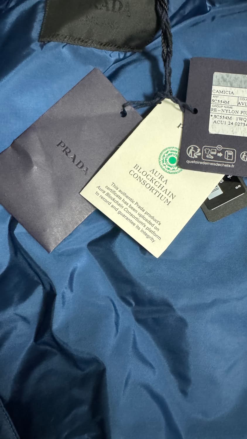 프라다 리나일론 경량 셔츠 상품이미지6