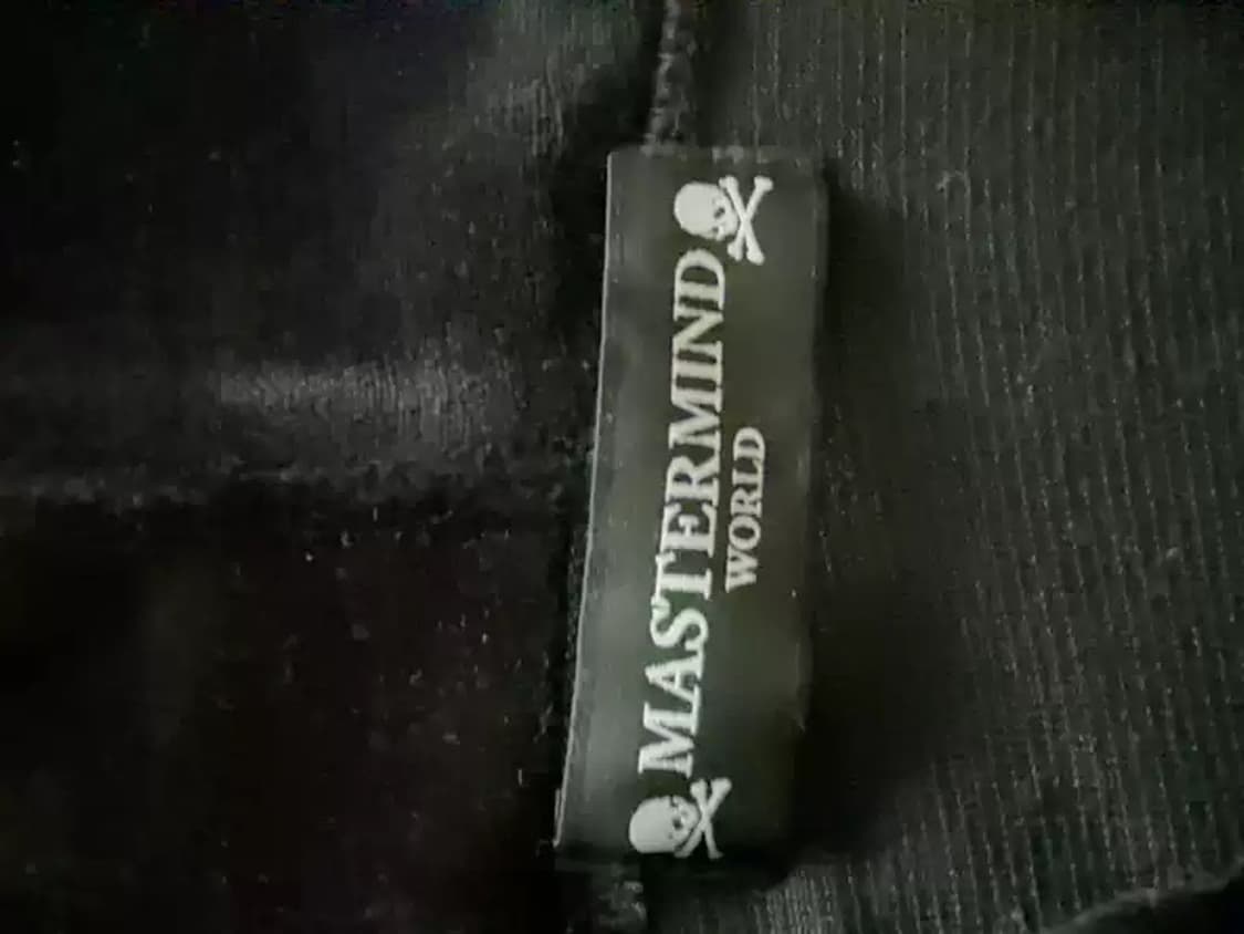 매장가300 판매가150 정품 마스터마인드 월드 벨벳 후드티셔츠M사이즈 상품이미지3