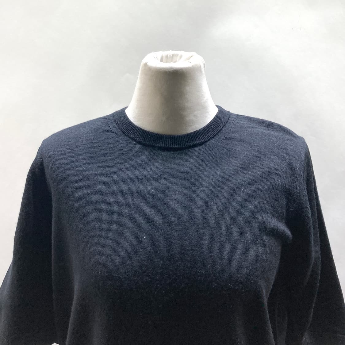 유니클로 여성순모니트반팔 L 상품이미지2