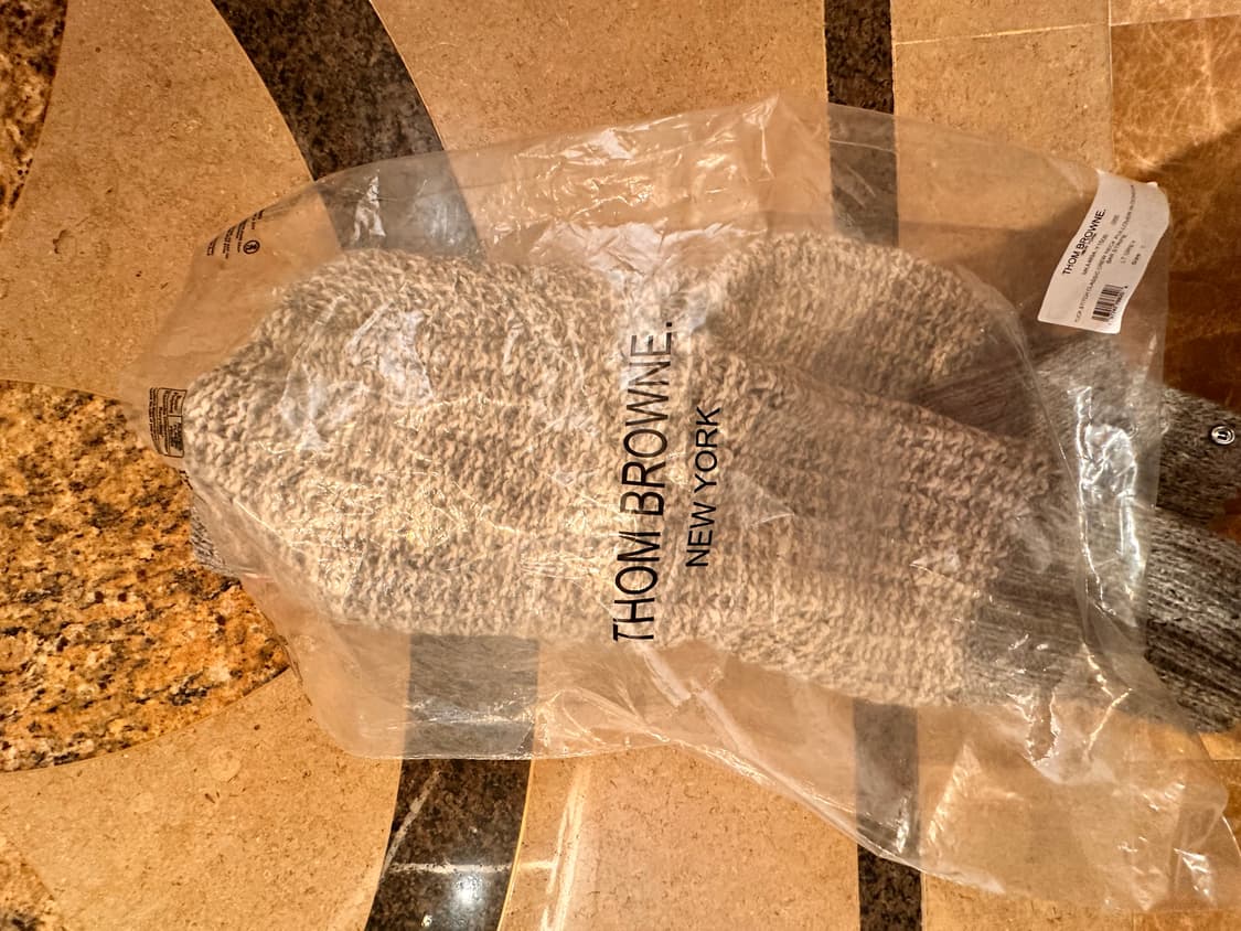 [미시착 새상품] 톰브라운 도네갈 스티치 니트 상품이미지2