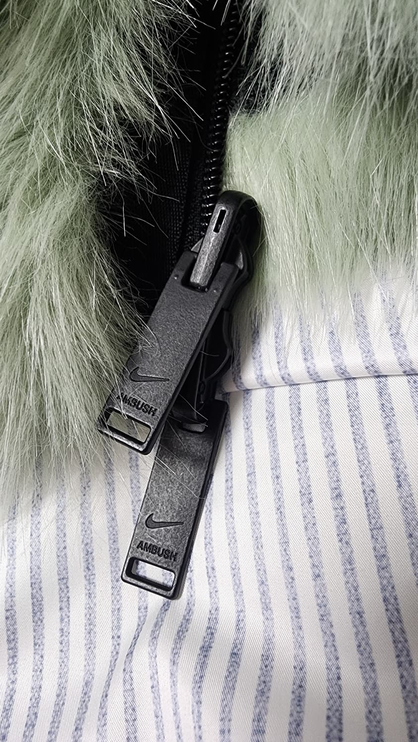 앰부쉬 X 나이키 리버시블 퍼 자켓 [XL/민트] 상품이미지4