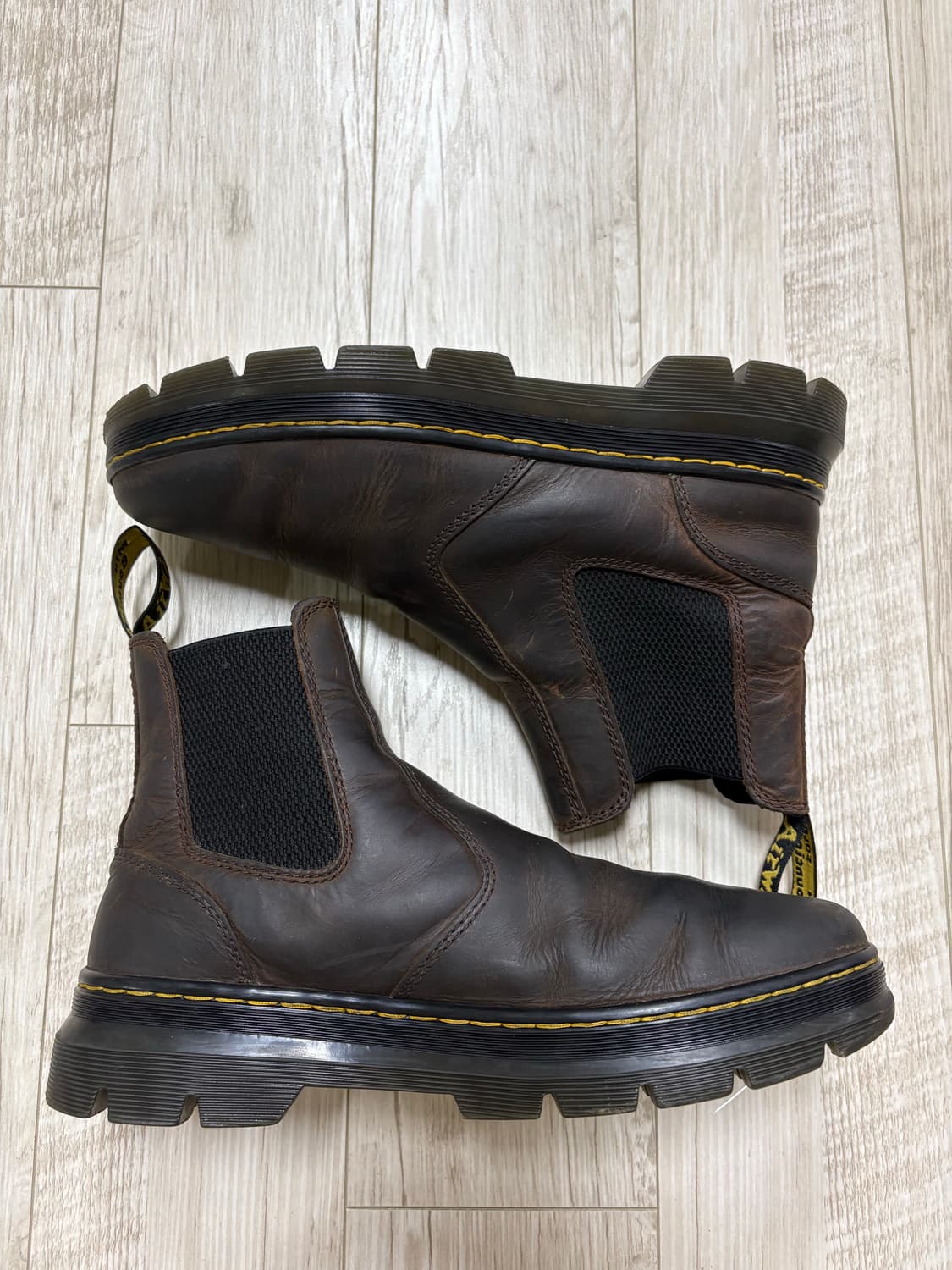 닥터마틴 첼시부츠 크레이지홀스 270 상품이미지3