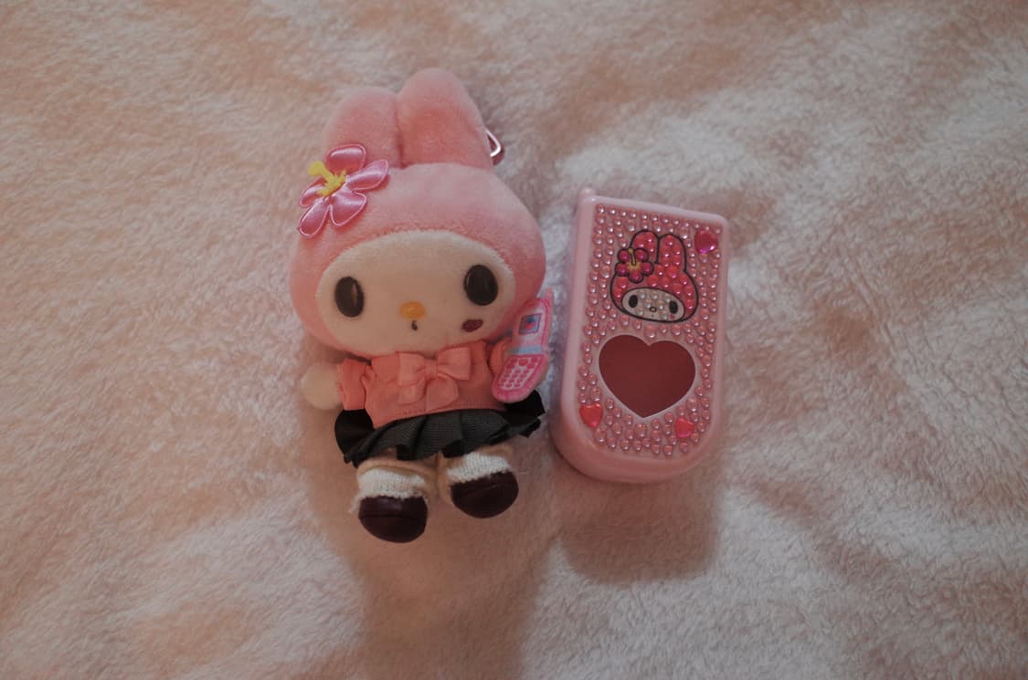 산리오 헤이세이 갸루 마이멜로디 인형+갸루폰 케이스 세트 상품이미지1