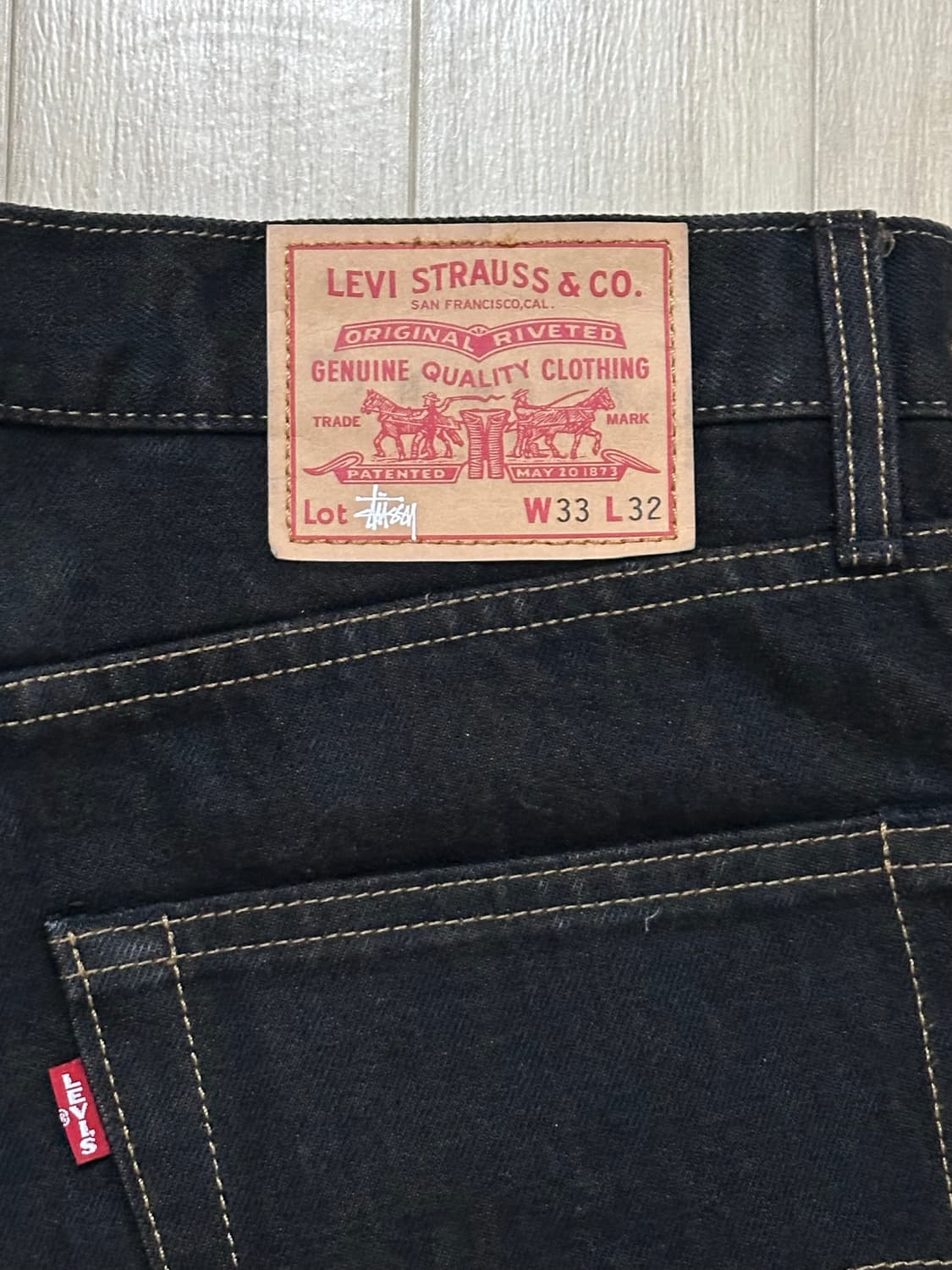 스투시 x 리바이스 크리스피 린스 568 진 블랙 상품이미지3