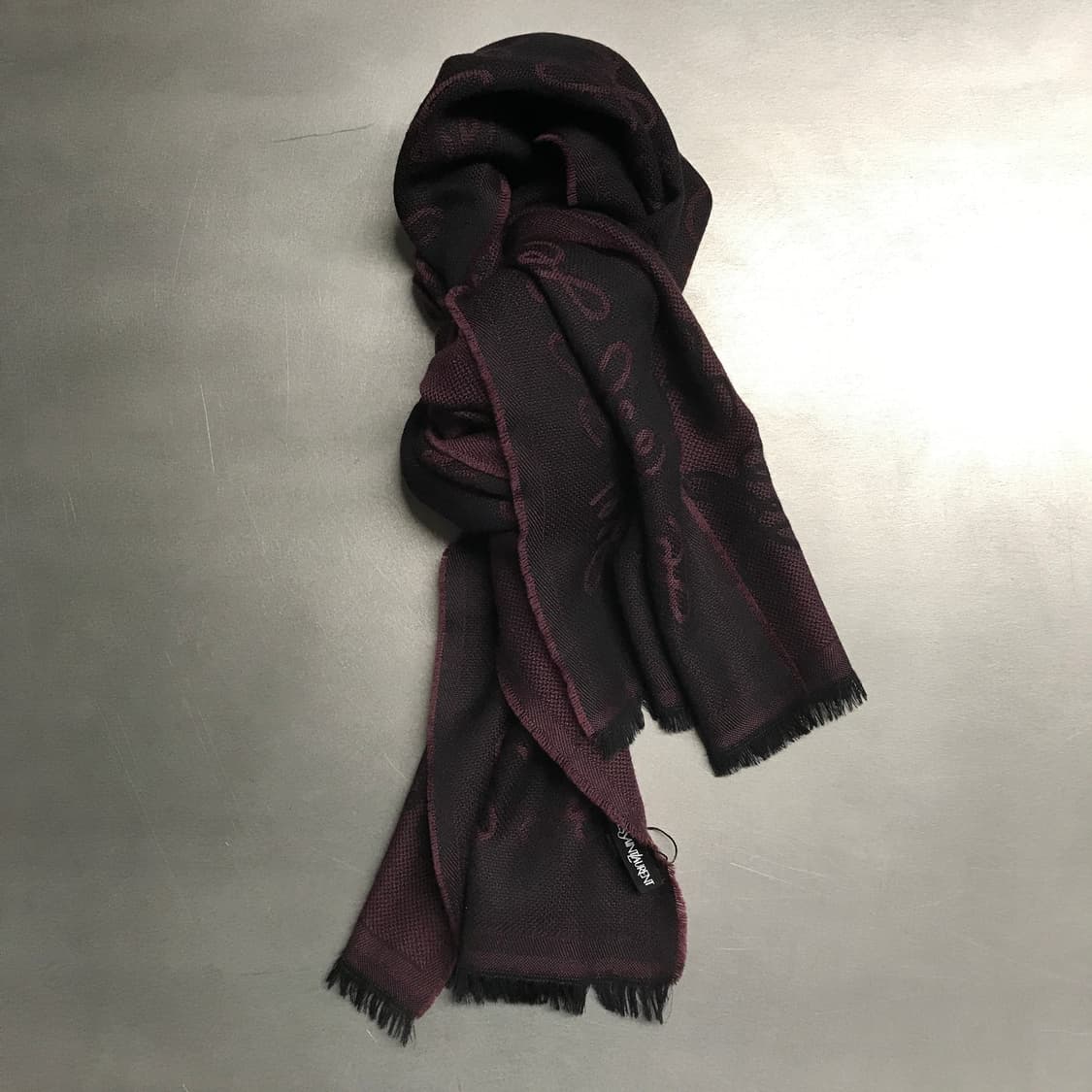 생로랑 머플러 상품이미지1