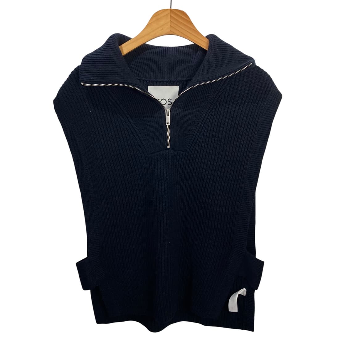 Cos 블랙 카라넥 니트 베스트 상품이미지2