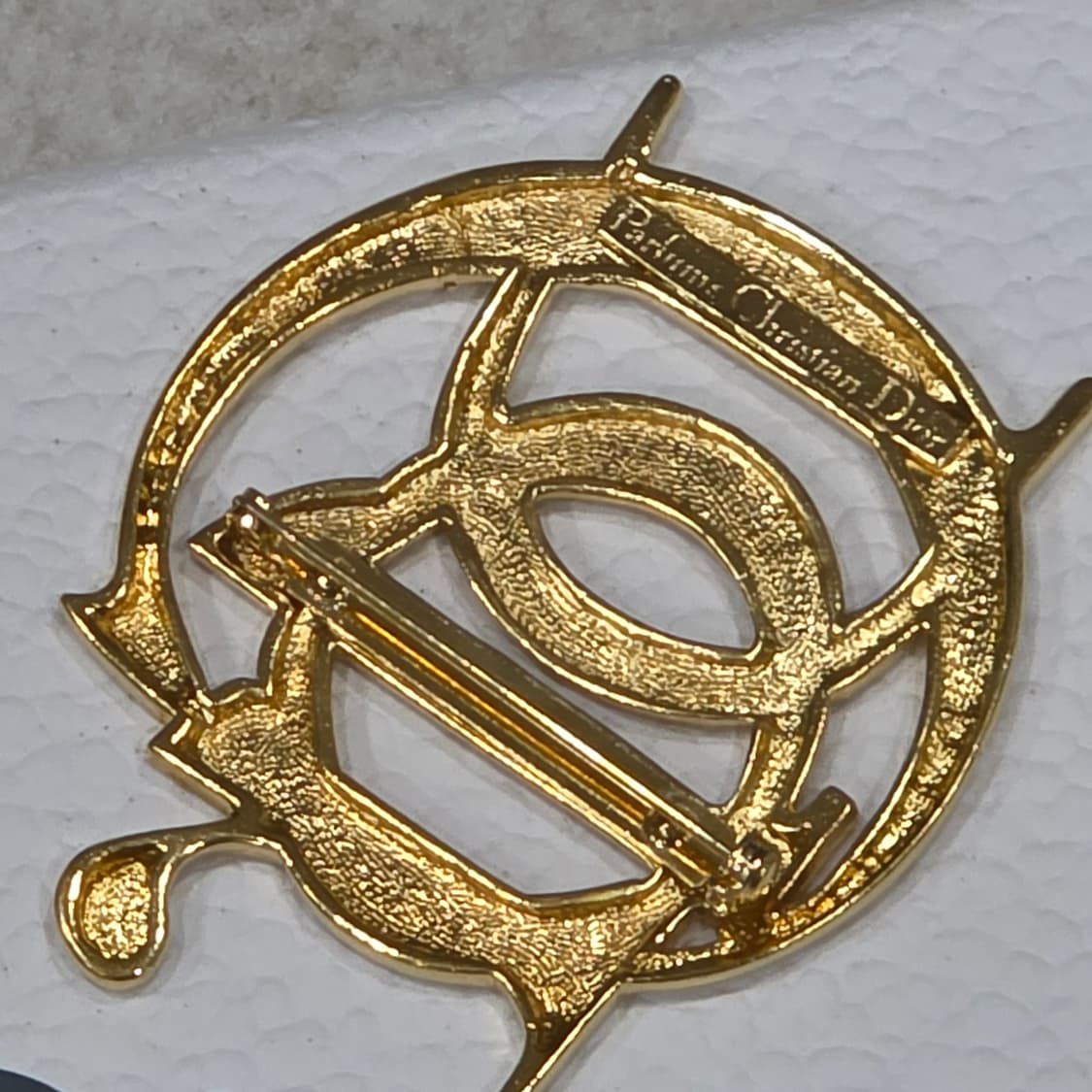 디올 dior 로고 브로치 금장 상품이미지4