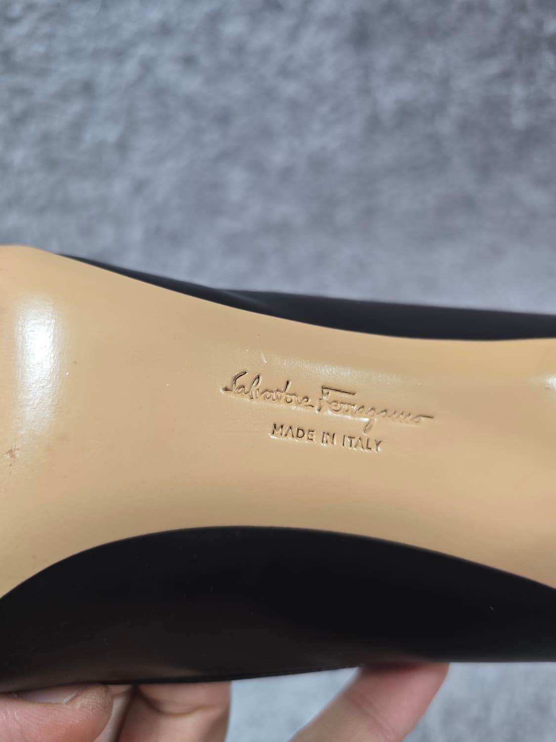 페라가모 스틸레토 힐 7D 상품이미지8