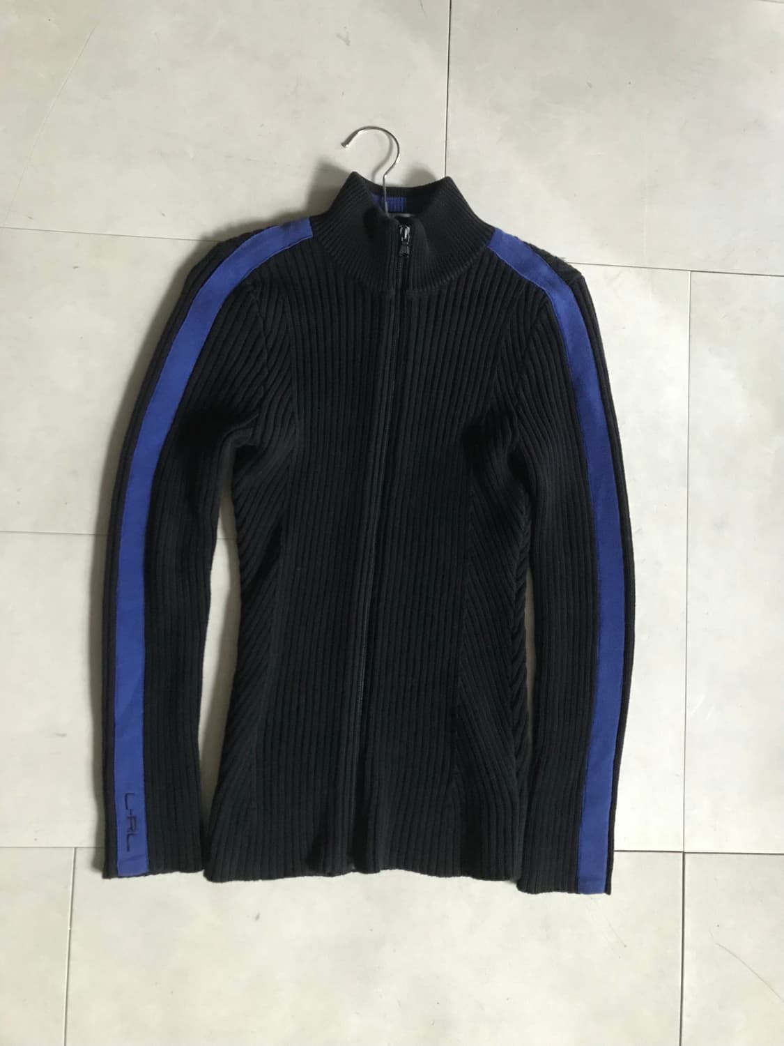 폴로 딱붙핏 니트집업 상품이미지8