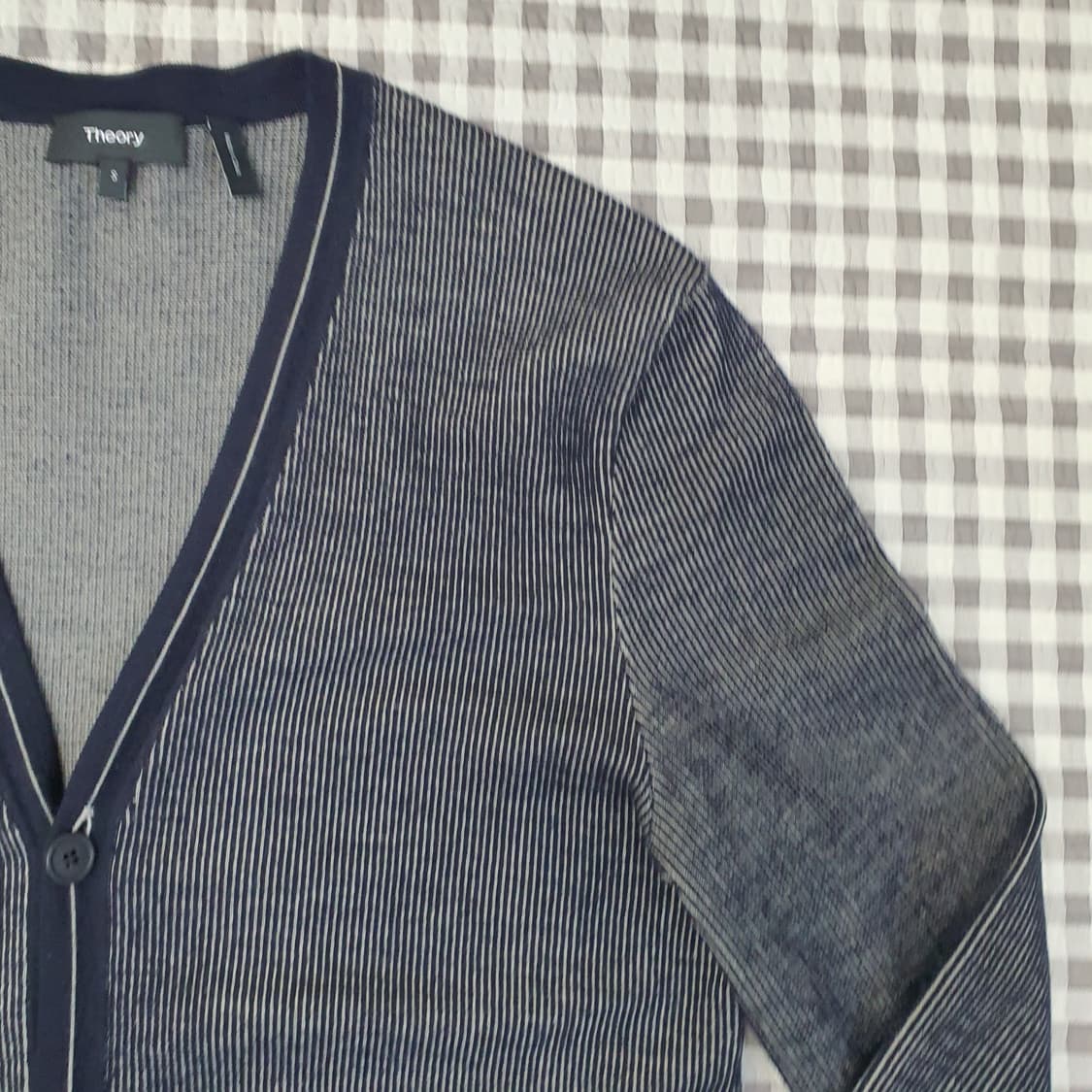 띠어리 울 브이넥 니트 가디건 남자95 상품이미지3