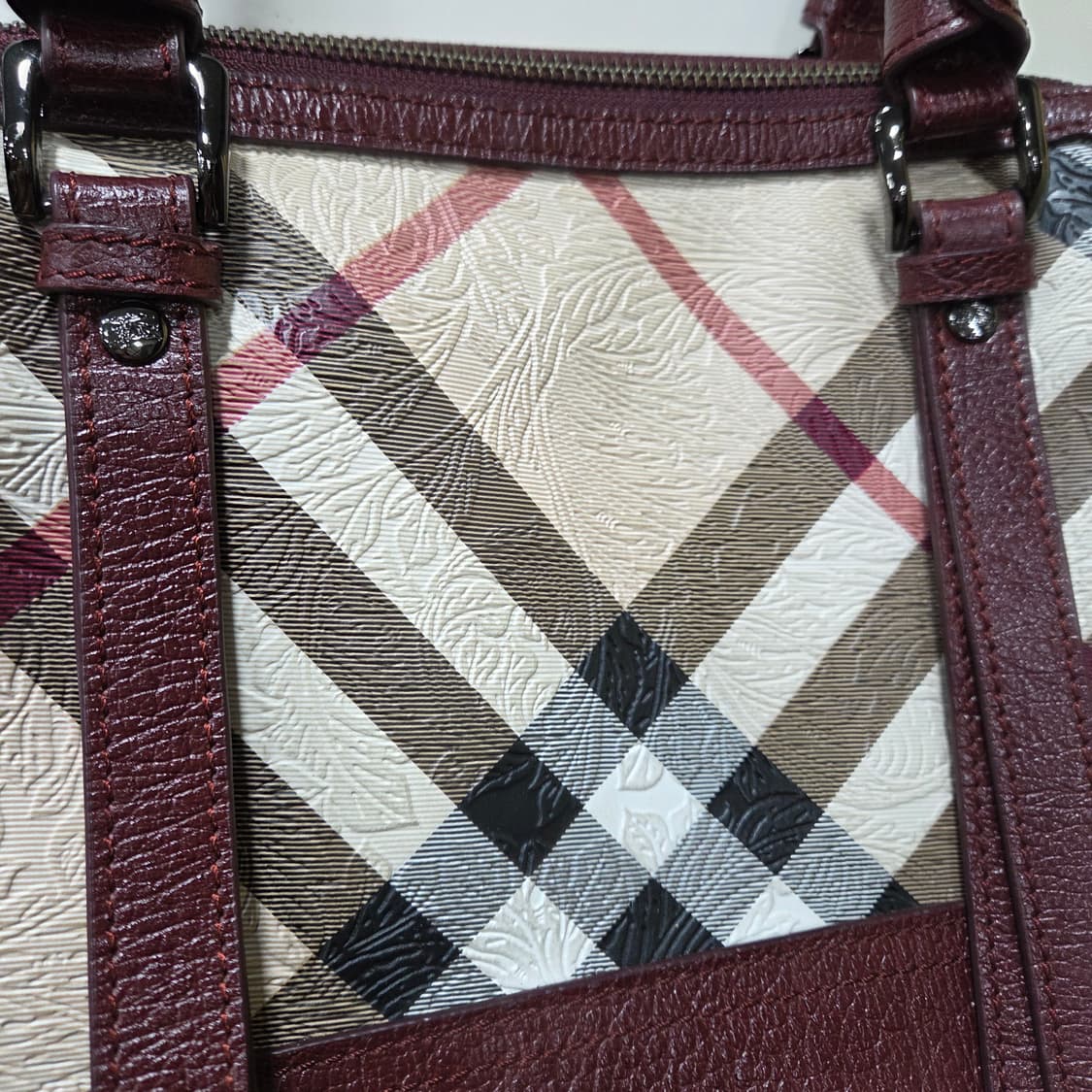 버버리 플로럴 앰보싱 크로스백 상품이미지2