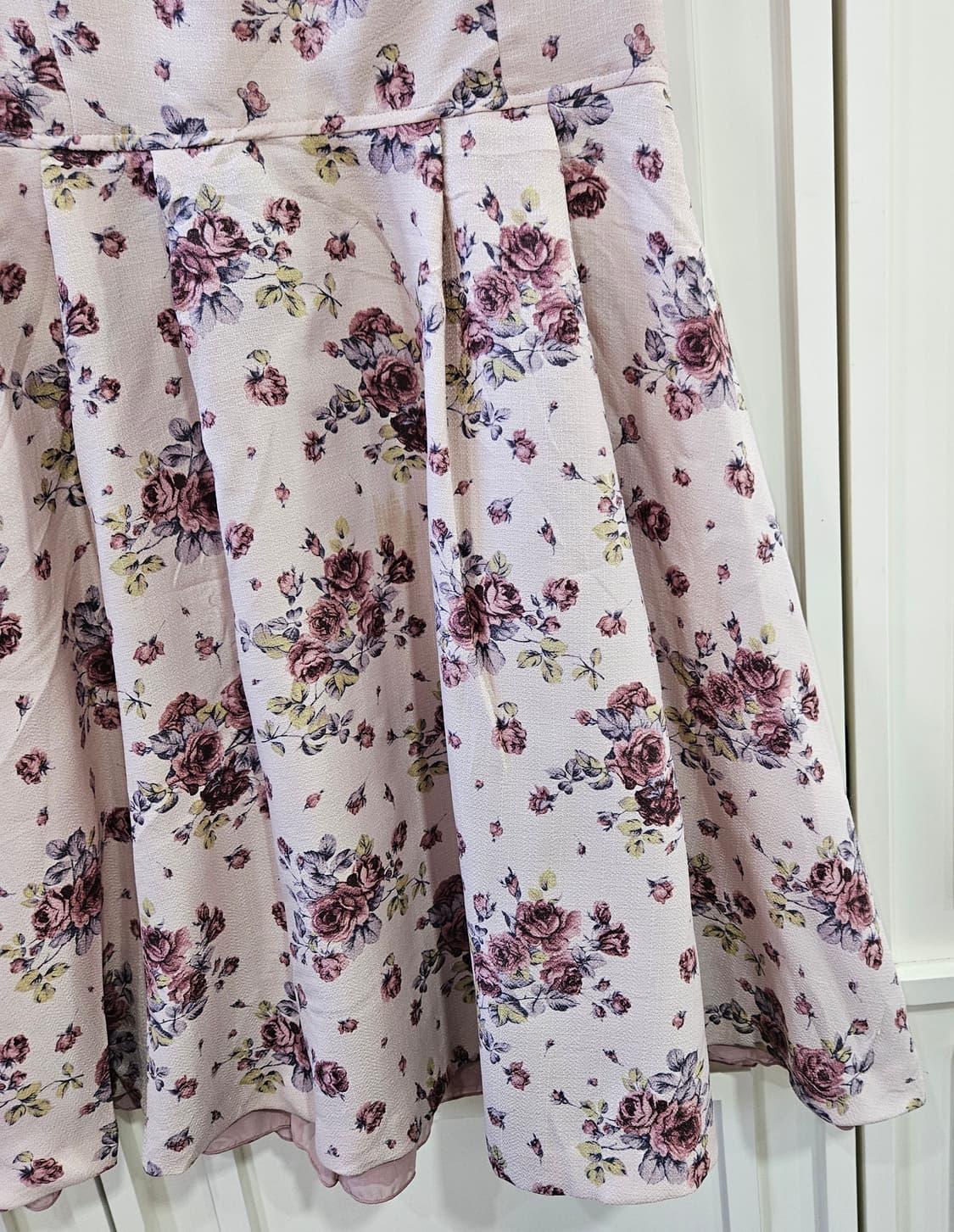 레스트로즈(Lest Rose) 디즈니 콜라보 플라워 원피스 상품이미지4