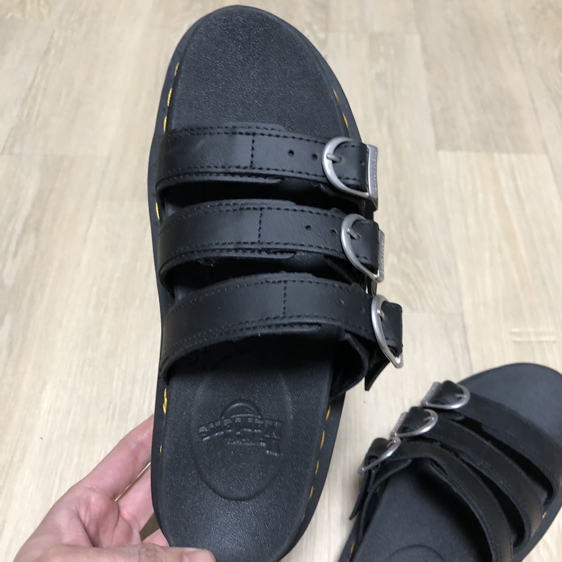 (240) 닥터마틴 Dr.martens 블레어 슬라이드 샌들 블랙 상품이미지10