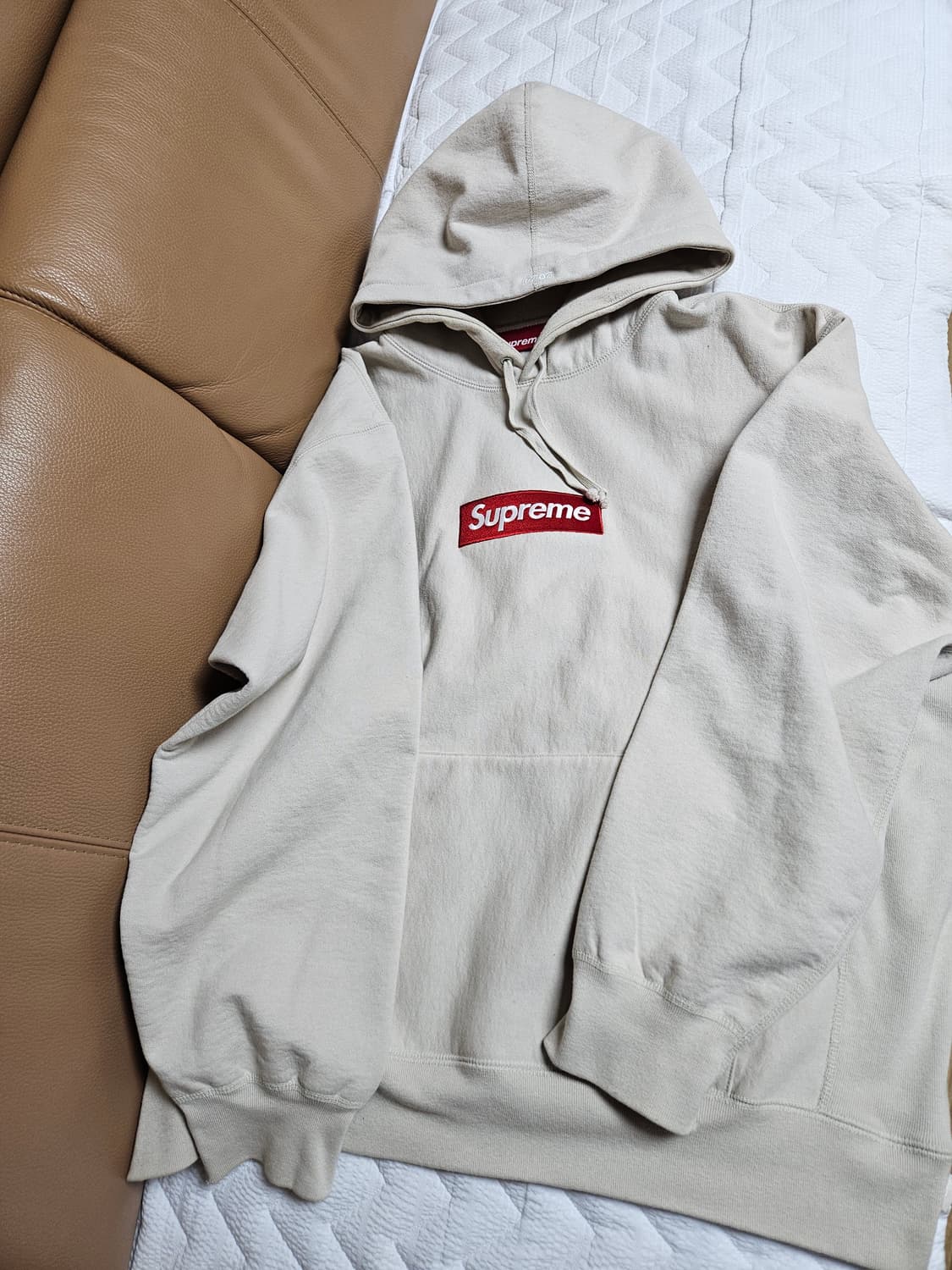 슈프림 박스로고 후드 티셔츠 스톤 24FW 상품이미지1