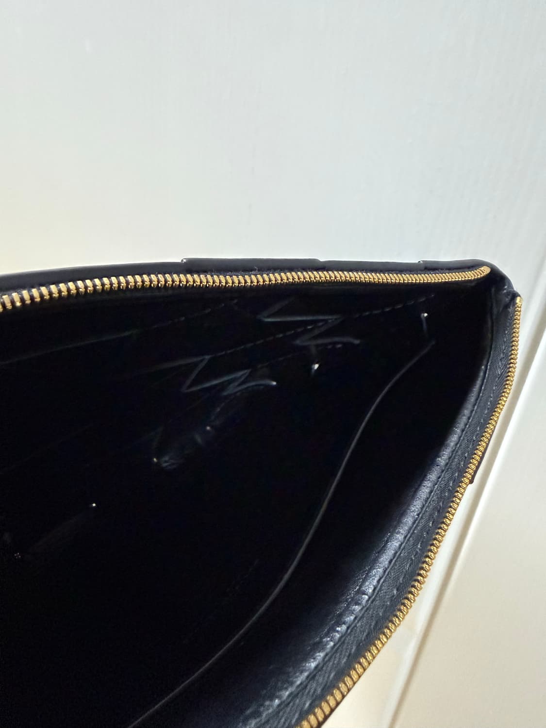 보테가베네타 인트레치아토 위빙 파우치 (블랙) 상품이미지4