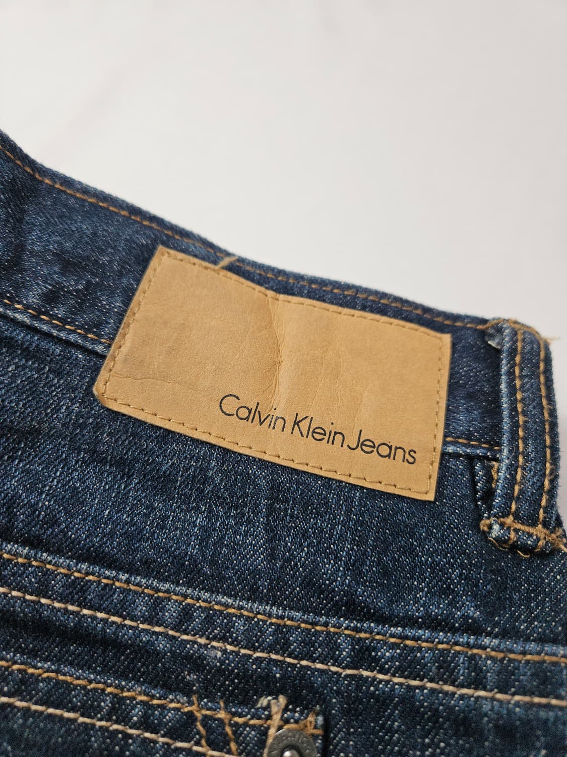 캘빈클라인 가죽패치 데님팬츠 청바지 릴렉스핏 32 상품이미지2