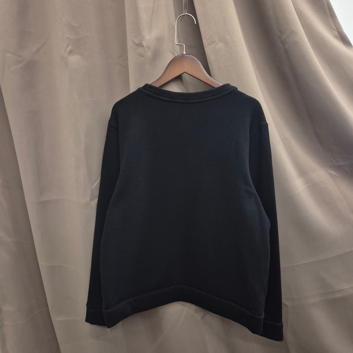 게스 삼각 로고 기모 맨투맨 상하세트 95 상품이미지3