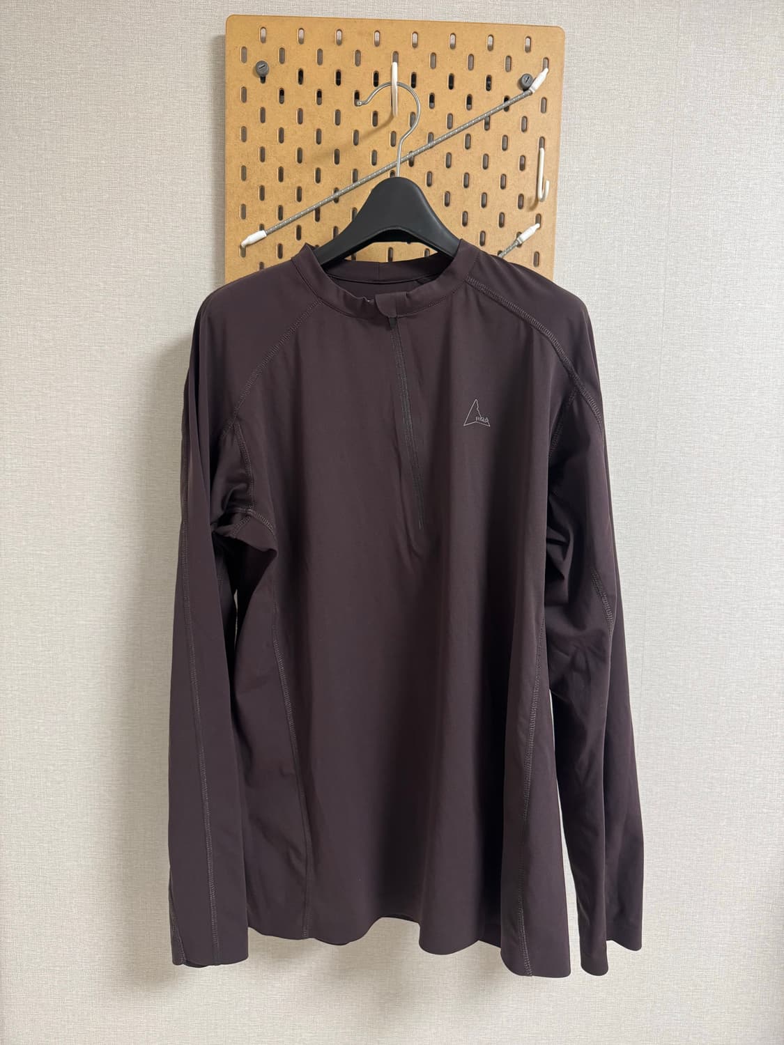 ROA Sleeveless Top 상품이미지1