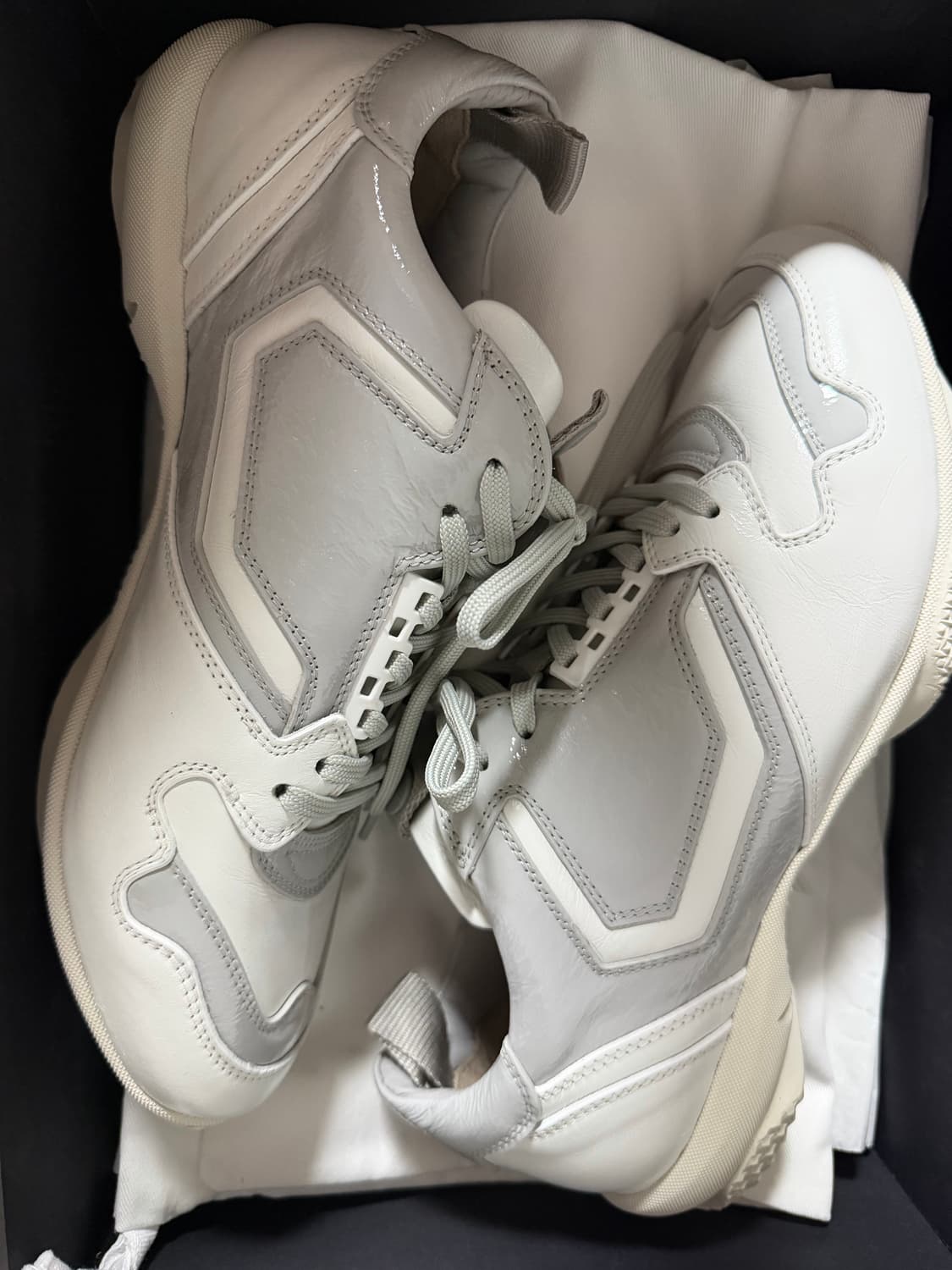 (42)키코 코스타디노브 오스트로 슈즈 화이트 상품이미지1