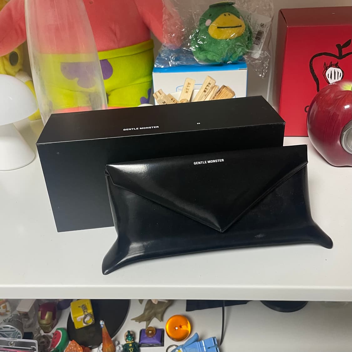 젠틀몬스터 탐부 01블랙 상품이미지4