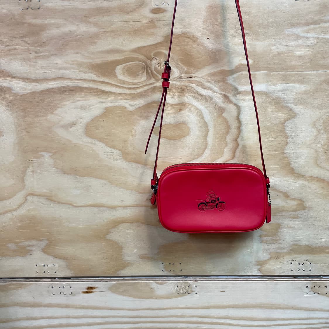 Coach x disney 미니백 상품이미지3