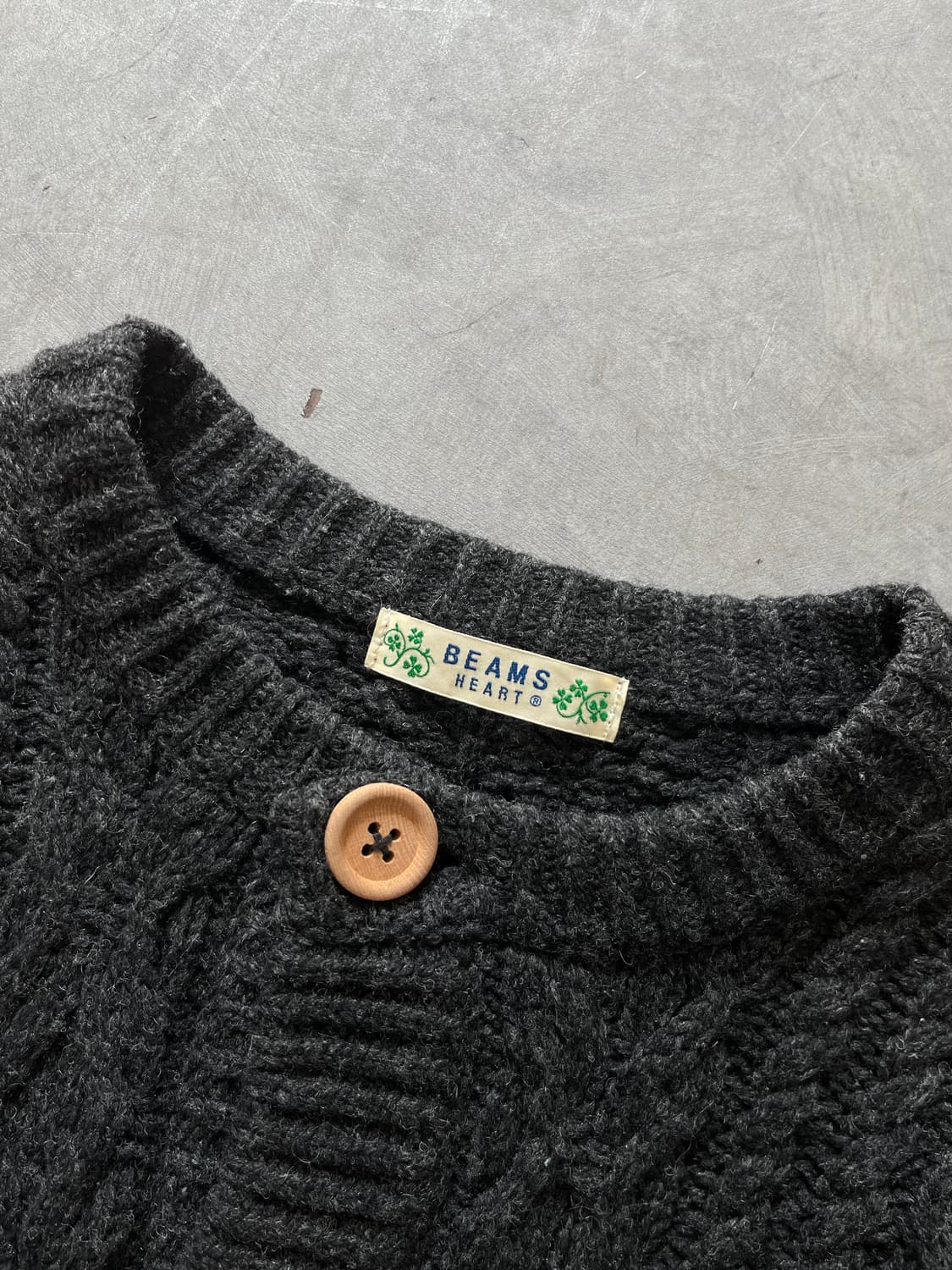 Beams 빔즈 차콜 케이블 버튼 가디건 상품이미지5