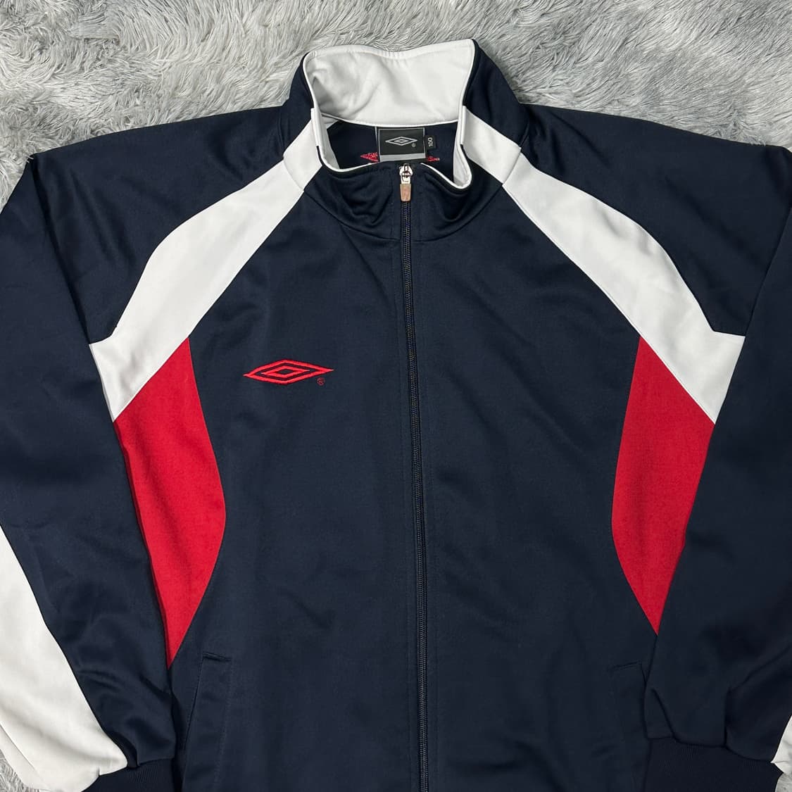 엄브로 올드스쿨 빅로고 트랙탑 XL 상품이미지2