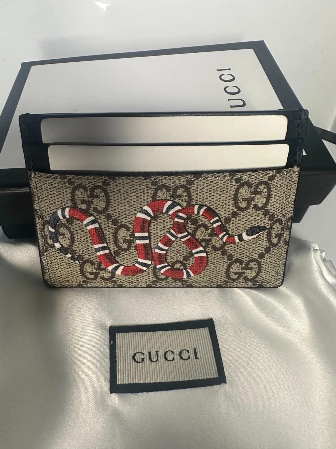 구찌 지갑 GUCCl Snake Cardholder Wallet 상품이미지2