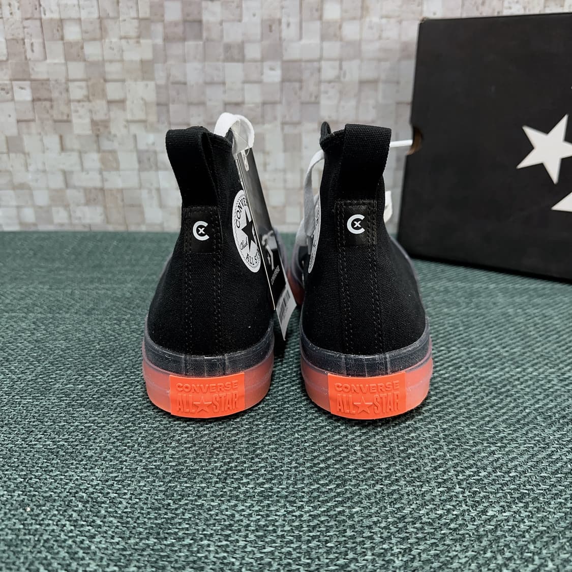 컨버스 남성 척 테일러 올스타 블랙 와일드망고 스니커즈 상품이미지6