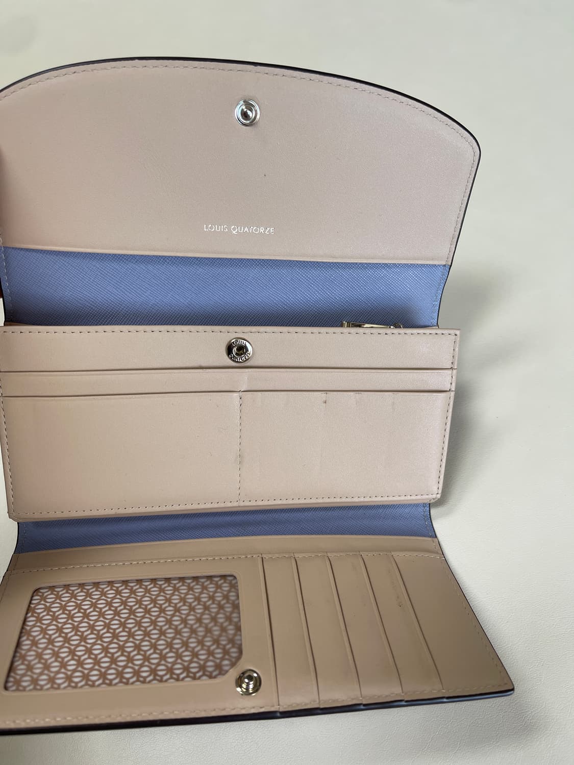 루이까또즈 여성 장지갑 사피아노 가죽 상품이미지2