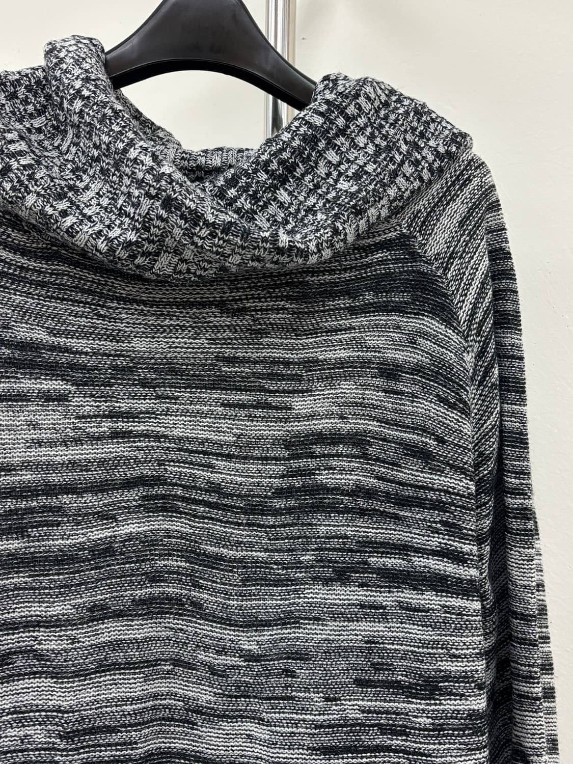 빈티지 차콜 터틀넥 니트 상품이미지6