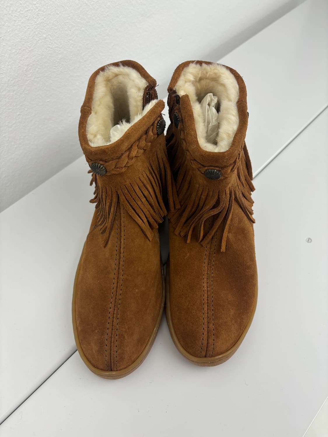 Minnetonka 프린지 부츠 스웨이드 상품이미지4